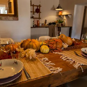 https://leontine-home-in-mondaino-by-yohome.emilia-romagnahotels.net